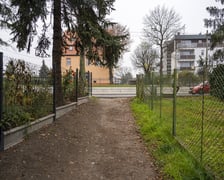 Muchobór Wielki. Tak przed remontem wyglądało przejście przez strumień Kasina łączące ulicę Stanisławowską z Samborską